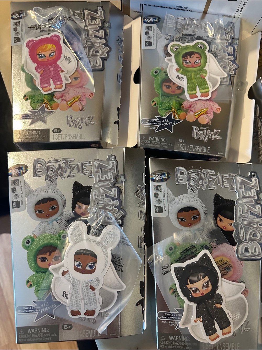 Bratziez Bling Series Set of (4)